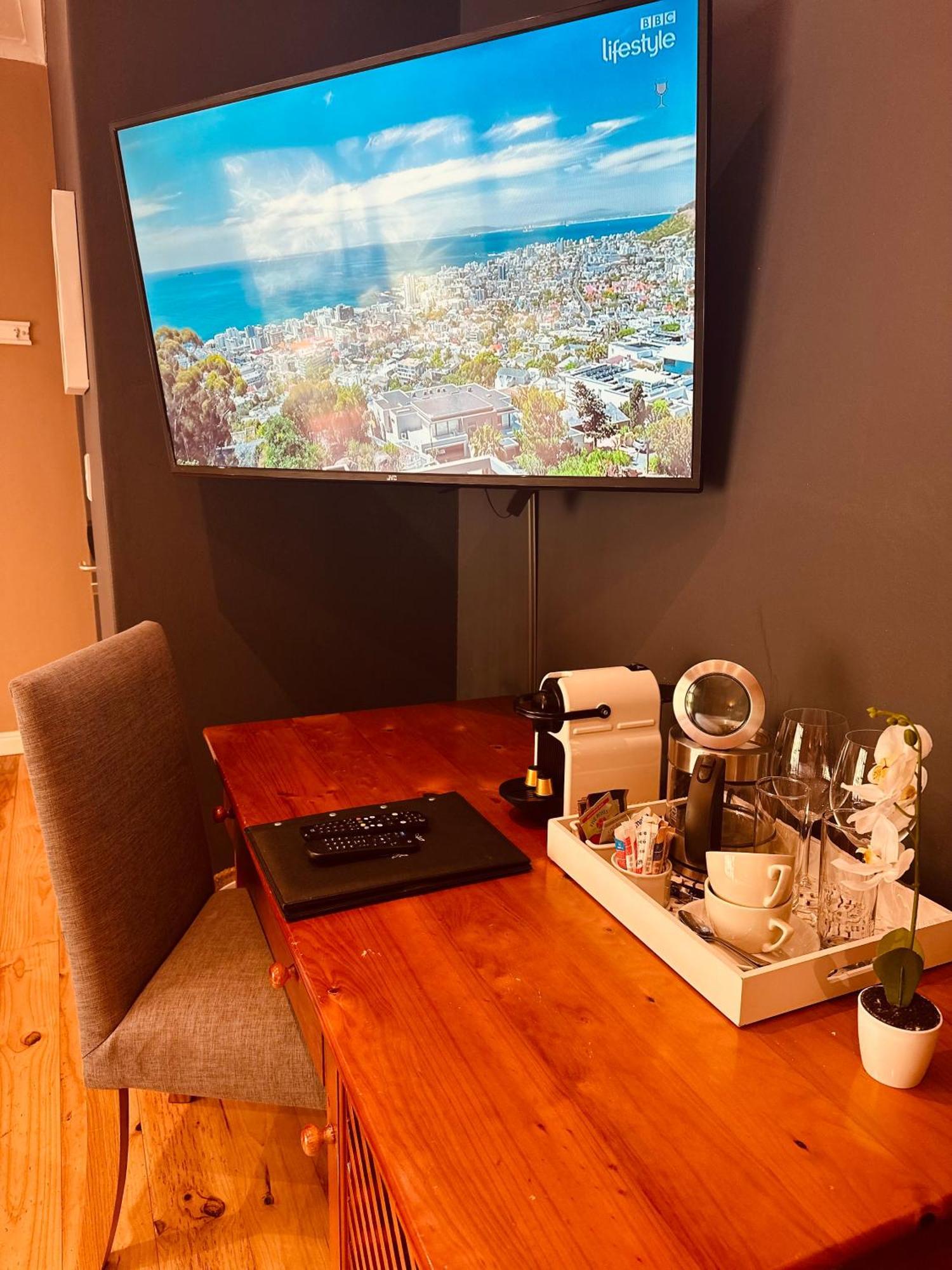 Vine Guesthouse Stellenbosch Ngoại thất bức ảnh