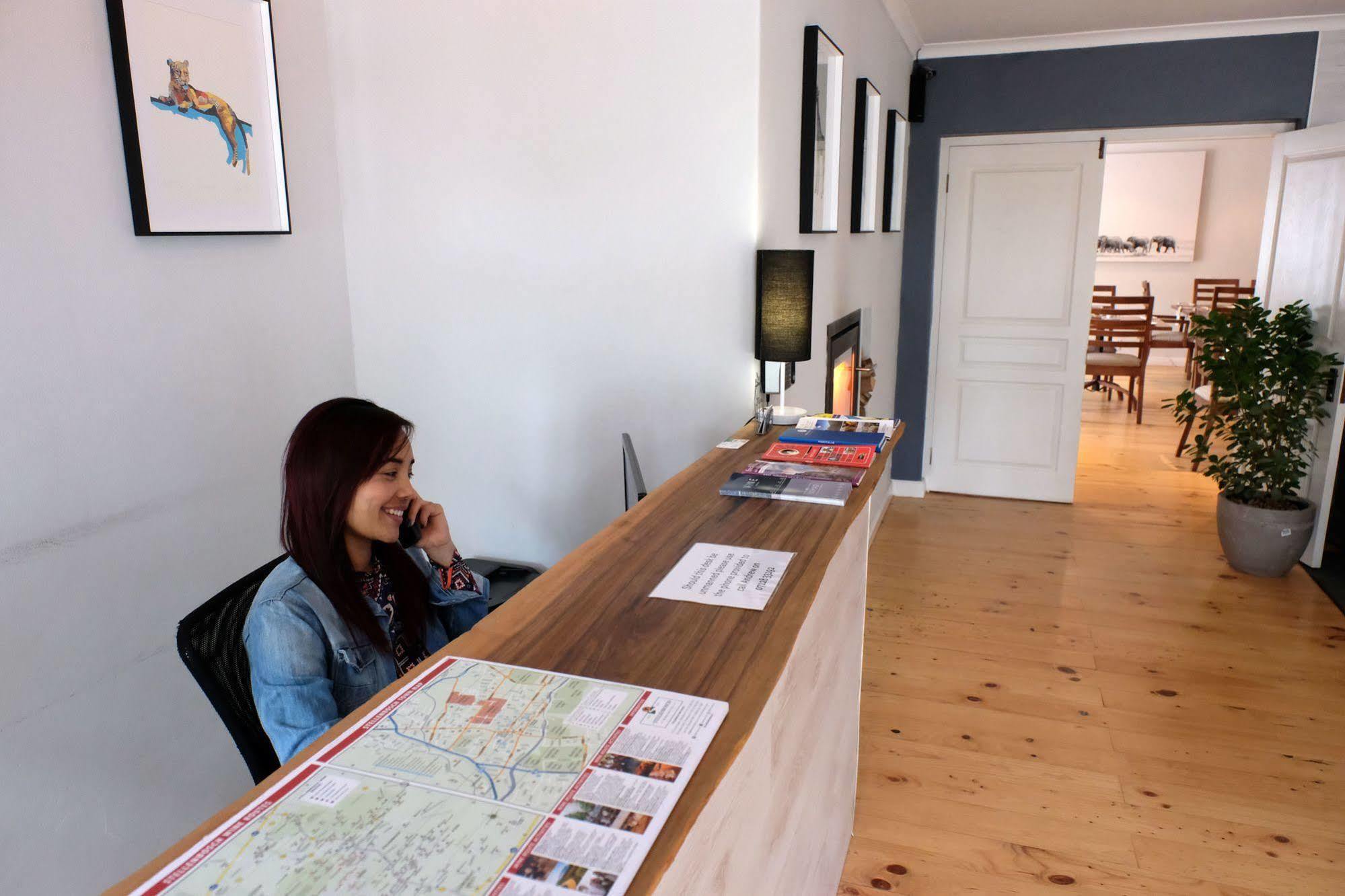 Vine Guesthouse Stellenbosch Ngoại thất bức ảnh