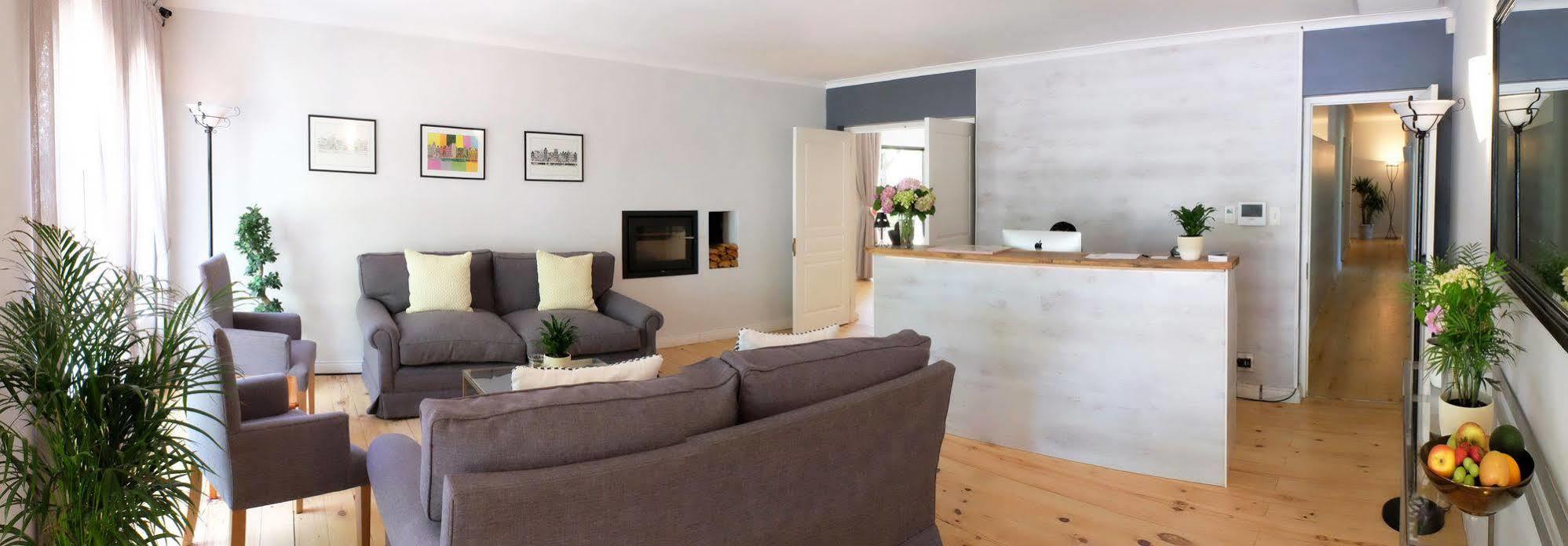 Vine Guesthouse Stellenbosch Ngoại thất bức ảnh